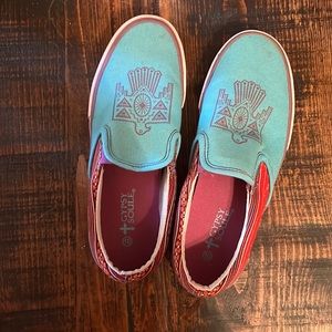 Gypsy soule slip ons